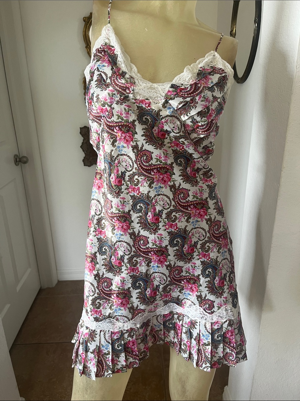 Vintage Gold Tag Victoria's Secret Floral Nightie